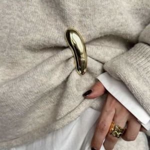 GOLD COLOR